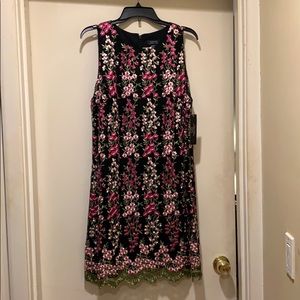 Tahari Arthur S. Levine